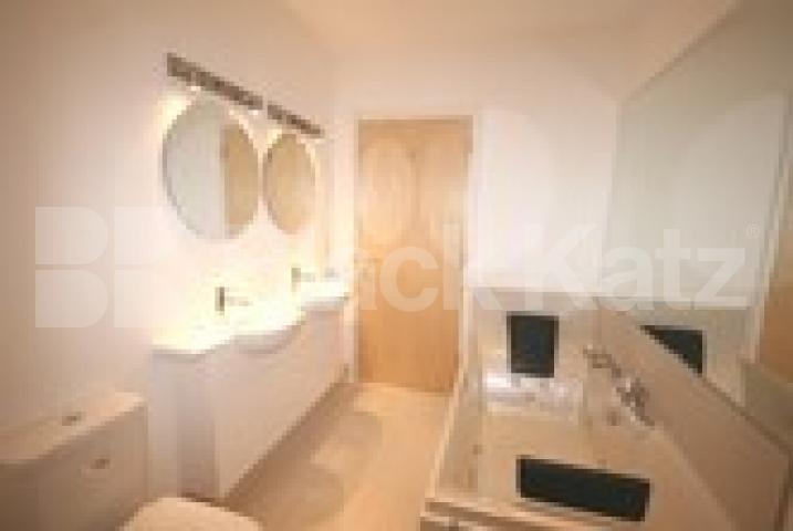 			BRAND NEW LUXURY DEVELOPMENT, 1 Bedroom, 1 bath, 1 reception Apartment			 Basire Street, ISLINGTON